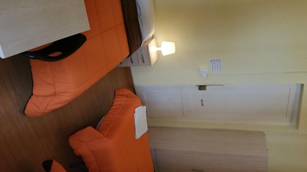 Hostal Mimi Las Ramblas Barselona Dış mekan fotoğraf
