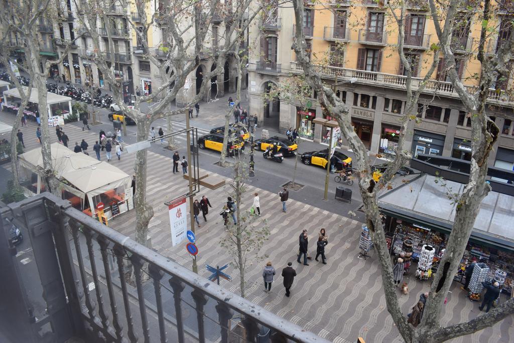 Hostal Mimi Las Ramblas Barselona Dış mekan fotoğraf